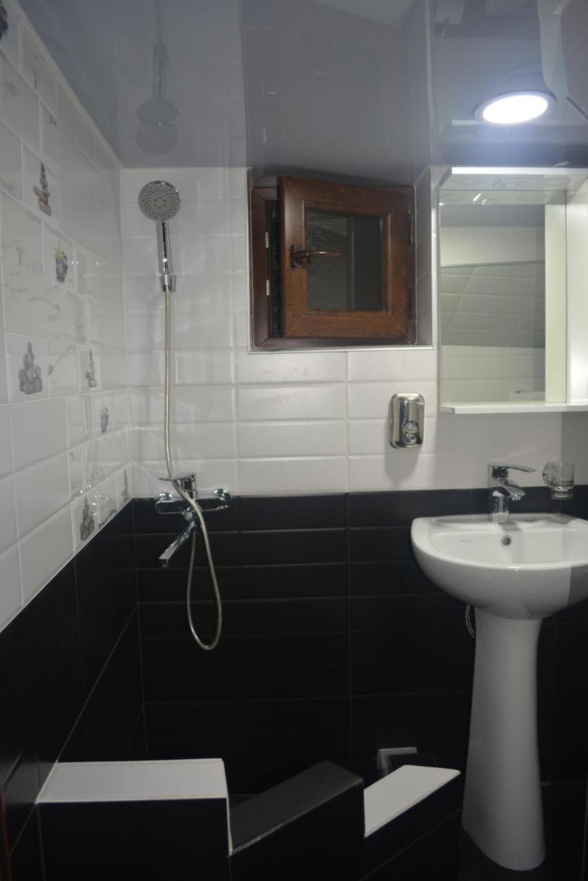 Golden Way Hotel Tbilisi Luaran gambar